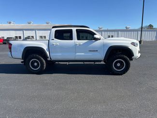 Used 2016 Toyota Tacoma SR5 video 2