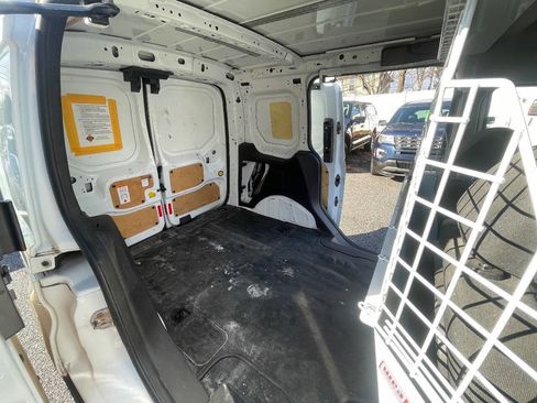 Used 2015 Ford Transit Connect XL image 22