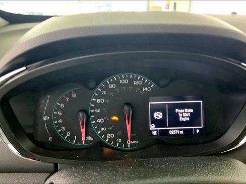 Used 2018 Chevrolet Trax LT w/ Redline Edition FWD image 9