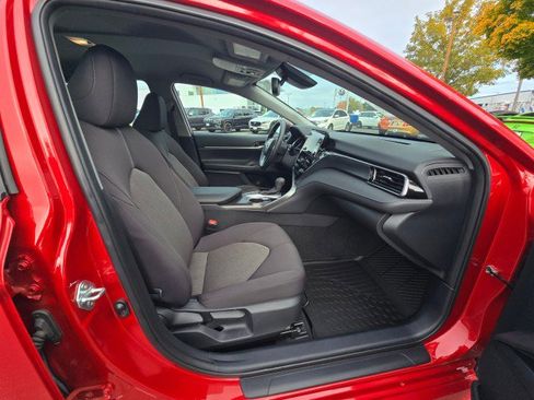 Used 2023 Toyota Camry LE image 11