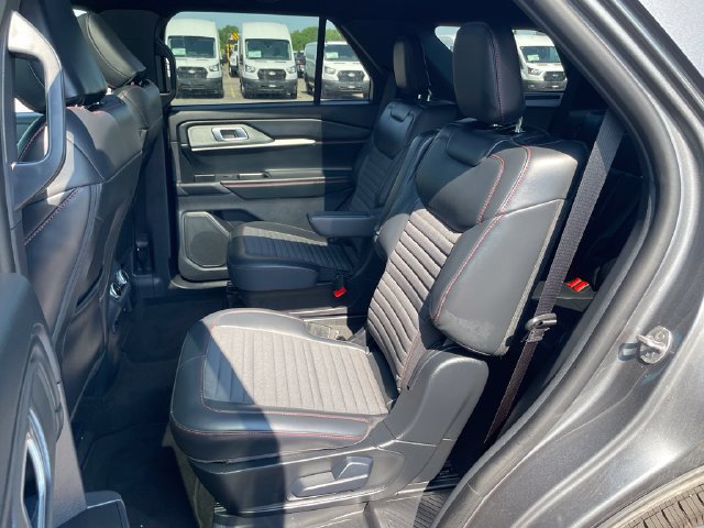 Used 2026 Ford Explorer ST-Line AWD/4WD image 30