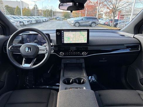 Used 2025 Honda Prologue EX image 12
