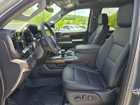 New 2026 Chevrolet Silverado 1500 RST w/ RST All Star Premium Package AWD/4WD image 4