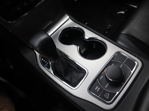 Used 2018 Jeep Grand Cherokee Limited image 83