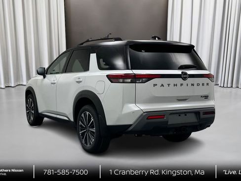 New 2026 Nissan Pathfinder Platinum AWD/4WD image 7