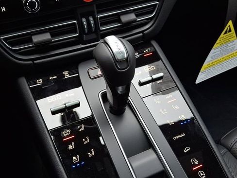 New 2026 Porsche Macan S AWD/4WD image 16