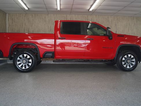 Used 2024 Chevrolet Silverado 2500 Custom w/ Custom Convenience Package AWD/4WD image 6