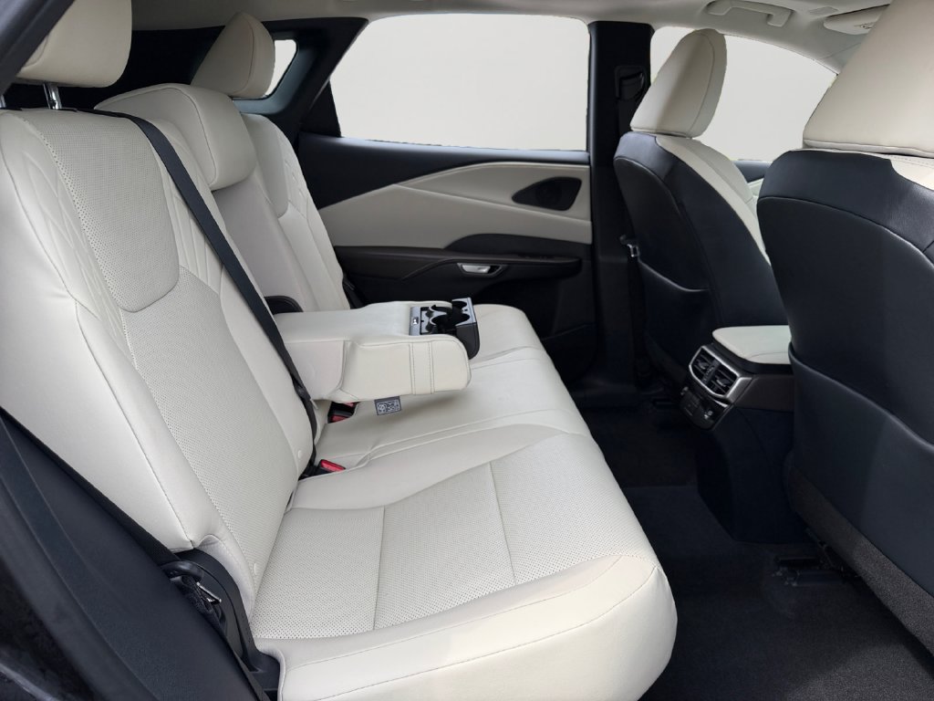 Certified 2023 Lexus RX 350 Premium w/ Accessory Package AWD/4WD image 9