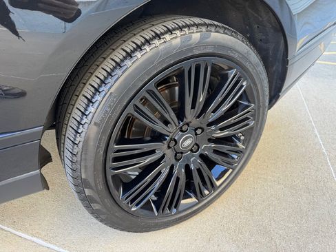 Used 2019 Land Rover Range Rover Long Wheelbase Supercharged image 9