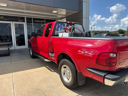Used 2000 Ford F150 XLT AWD/4WD image 9