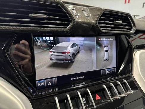 Used 2020 Lamborghini Urus image 27