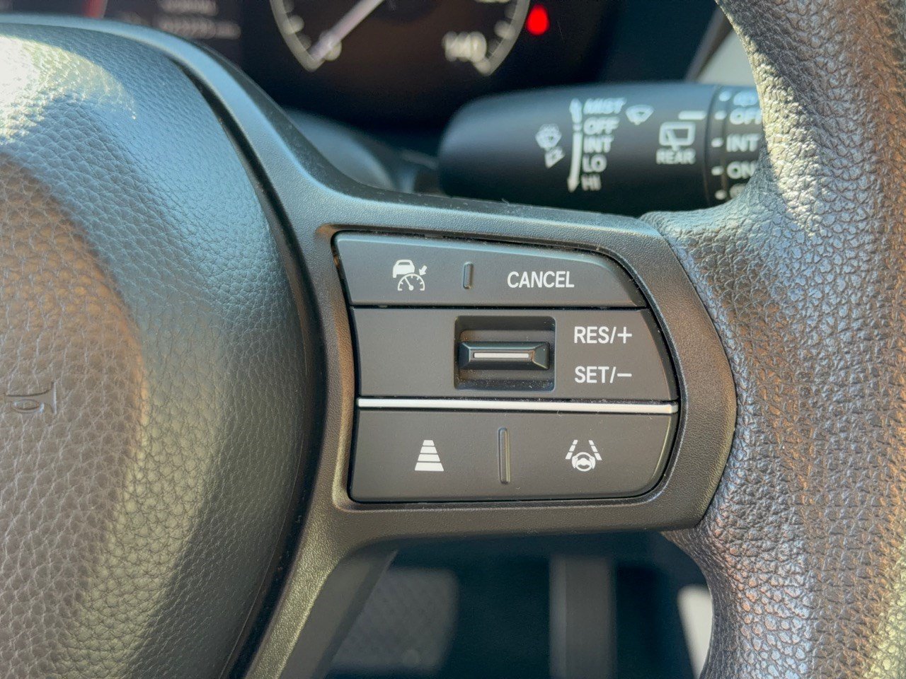 Used 2023 Honda HR-V LX image 19