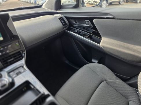 Certified 2024 Subaru Solterra Premium image 31