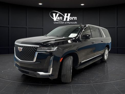 Used 2024 Cadillac Escalade ESV Luxury w/ LPO, Floor Liner Package AWD/4WD image 3