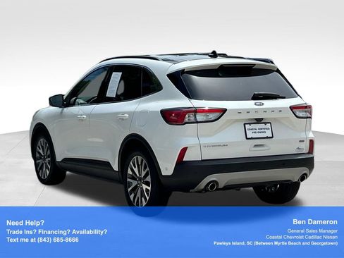 Used 2020 Ford Escape Titanium FWD image 15