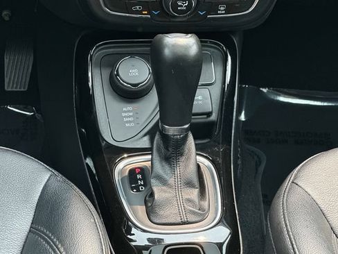 Used 2021 Jeep Compass Latitude w/ Sun and Sound Group AWD/4WD image 6