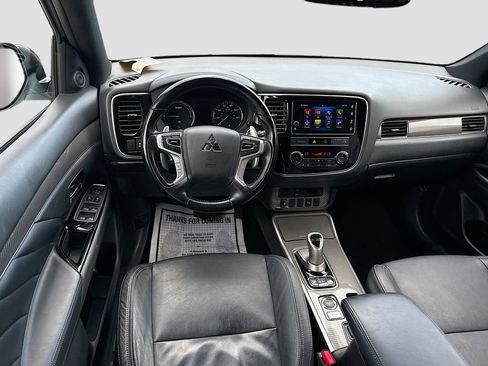 Used 2019 Mitsubishi Outlander SEL image 23