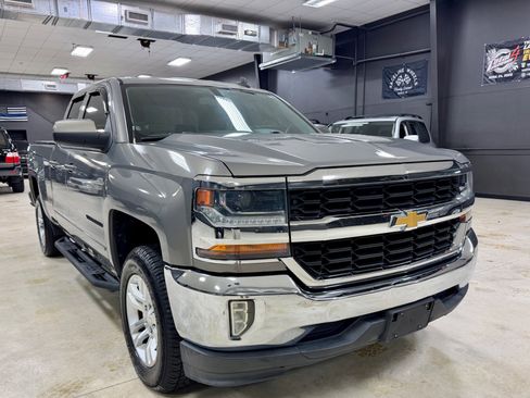 Used 2017 Chevrolet Silverado 1500 LT w/ All Star Edition RWD image 4