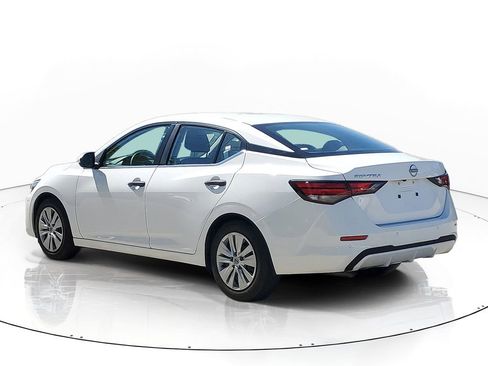 Used 2025 Nissan Sentra S FWD image 3