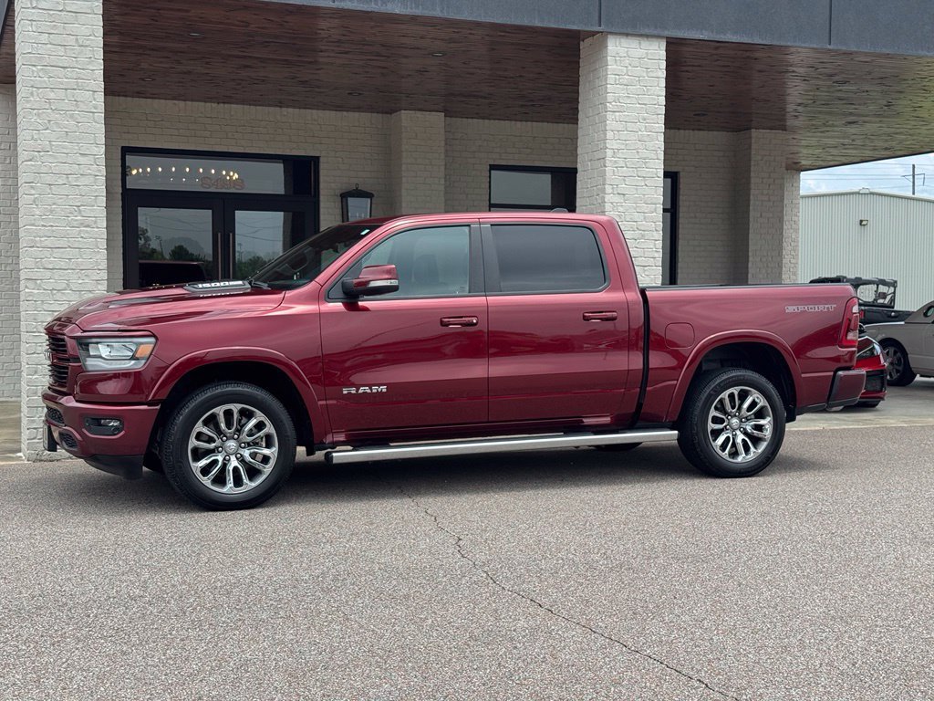 Used 2021 RAM 1500 Laramie w/ Sport Appearance Package AWD/4WD image 5