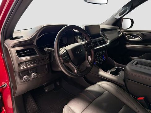 Certified 2022 Chevrolet Suburban RST w/ Luxury Package image 9