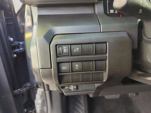 Certified 2025 Toyota Tacoma SR AWD/4WD image 14