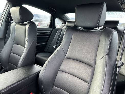 Used 2019 Honda Accord Sport image 22