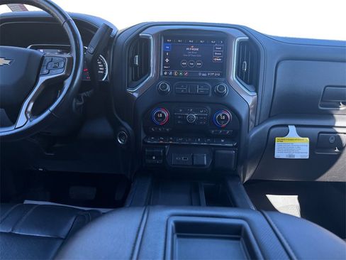 Used 2020 Chevrolet Silverado 1500 High Country w/ Technology Package image 11