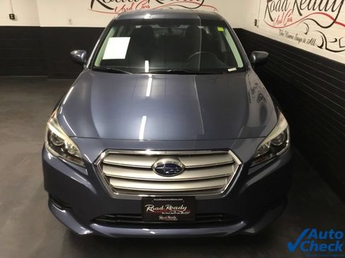 Used 2017 Subaru Legacy 2.5i Premium AWD/4WD image 4