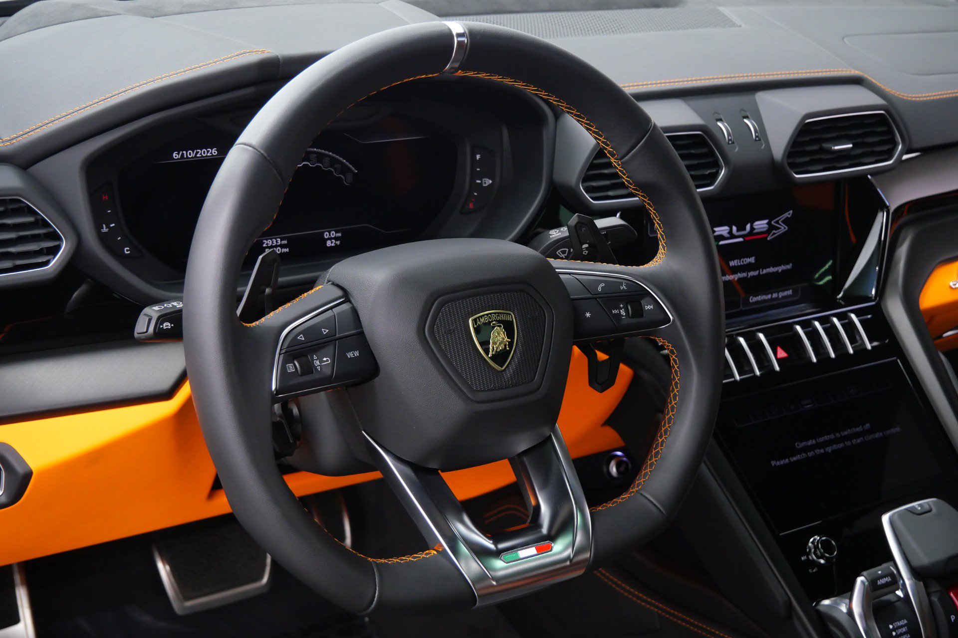 Used 2023 Lamborghini Urus S AWD/4WD image 15