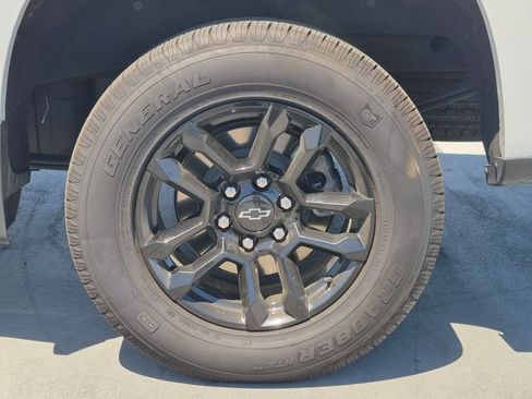Used 2023 Chevrolet Silverado 1500 LT w/ Protection Package RWD image 21