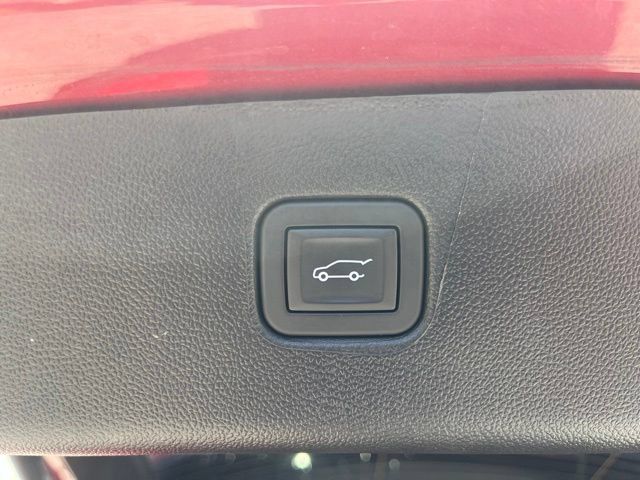 Used 2025 Chevrolet Blazer RS FWD image 7