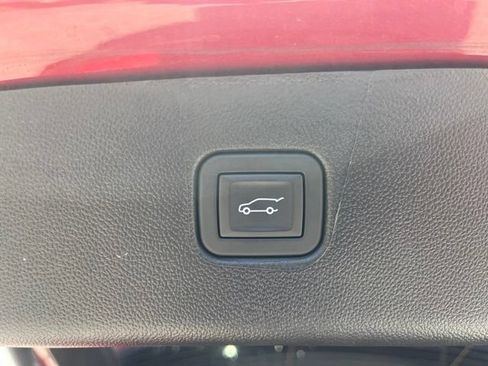 Used 2025 Chevrolet Blazer RS FWD image 7