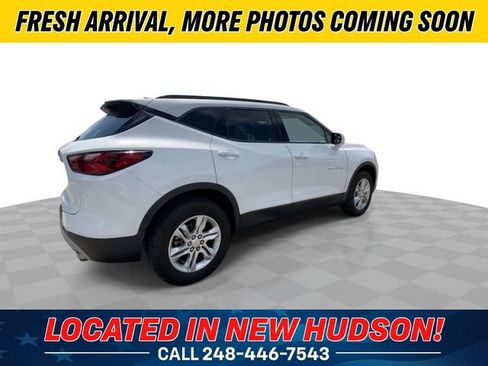 Used 2021 Chevrolet Blazer LT FWD image 2