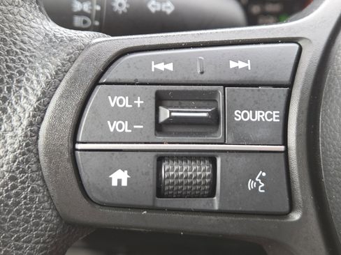 Used 2025 Honda CR-V EX image 32