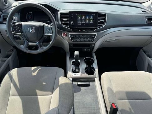 Used 2020 Honda Pilot EX image 18