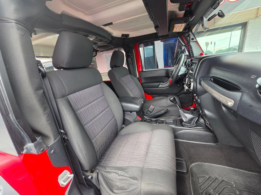 Used 2011 Jeep Wrangler Sport AWD/4WD image 4