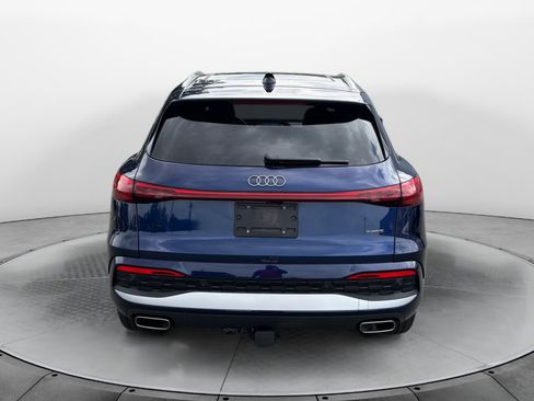 Used 2025 Audi Q5 Premium Plus w/ Premium Plus AWD/4WD image 6
