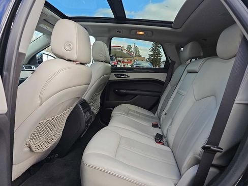 Used 2016 Cadillac SRX Luxury w/ Driver Awareness Package image 12