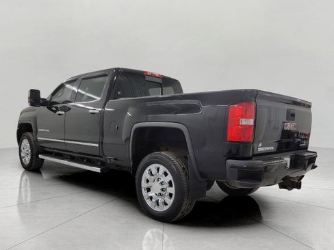Used 2017 GMC Sierra 2500 Denali image 21