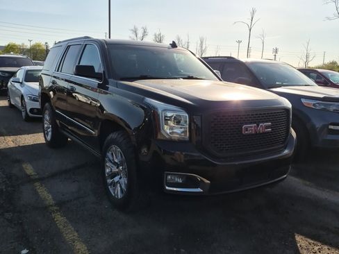 Used 2019 GMC Yukon Denali w/ Denali Ultimate Package AWD/4WD image 6