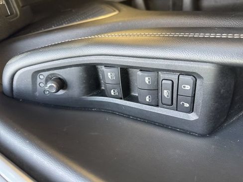 Used 2021 Jeep Grand Cherokee L Limited AWD/4WD image 7