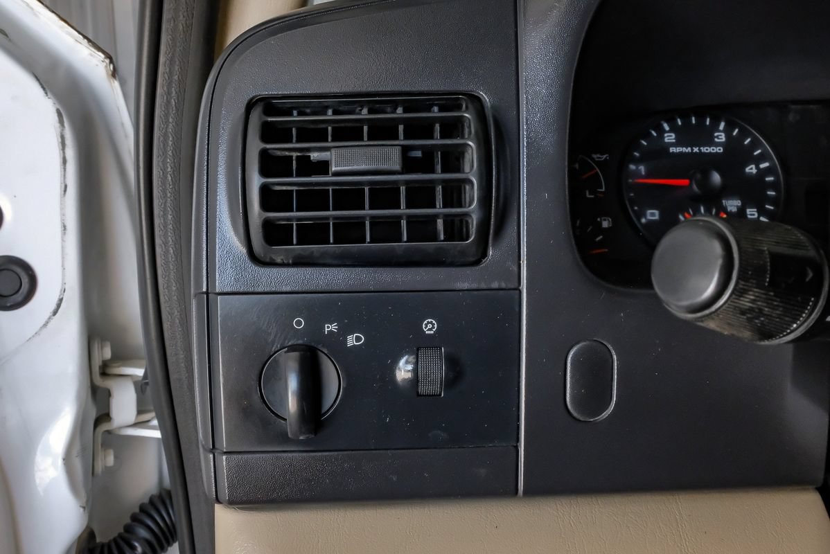 Used 2005 Ford F250 XL AWD/4WD image 24