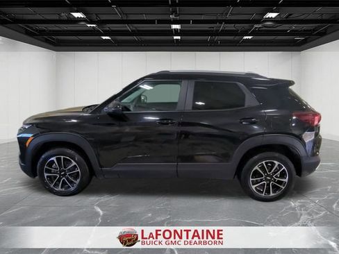 Used 2025 Chevrolet TrailBlazer LT image 5