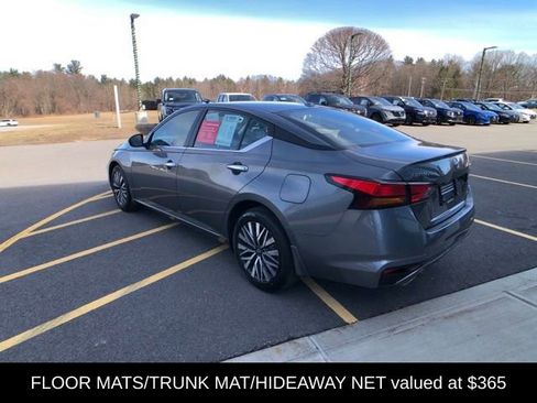 Certified 2024 Nissan Altima 2.5 SV w/ SV Premium Package image 4