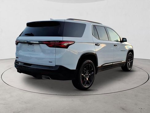 Certified 2024 Chevrolet Traverse Premier w/ Redline Edition image 5