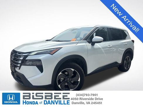 Used 2025 Nissan Rogue SV FWD image 1