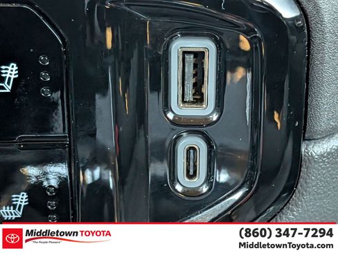 Used 2024 Chevrolet Silverado 1500 LT Trail Boss w/ Convenience Package II AWD/4WD image 27