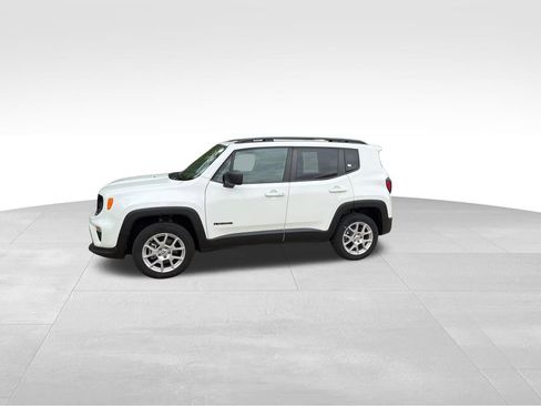 Used 2022 Jeep Renegade Latitude AWD/4WD image 5