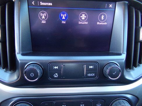 Used 2019 Chevrolet Colorado LT w/ LT Convenience Package image 46